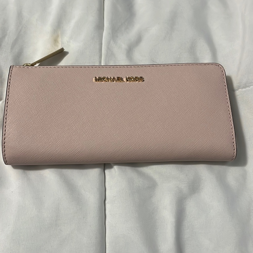 Michael kors wallet